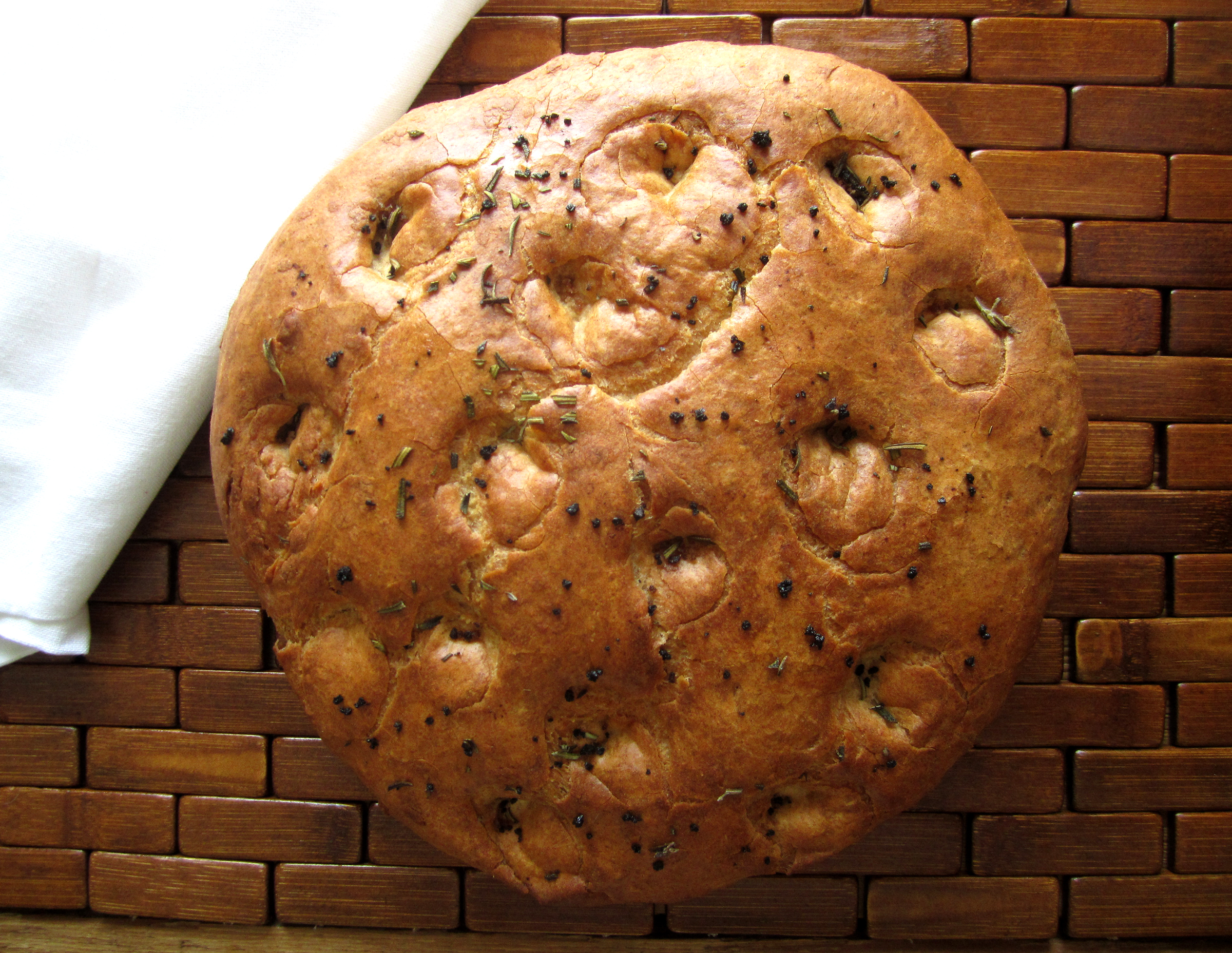 SCHIACCIATA AL ROSMARINO